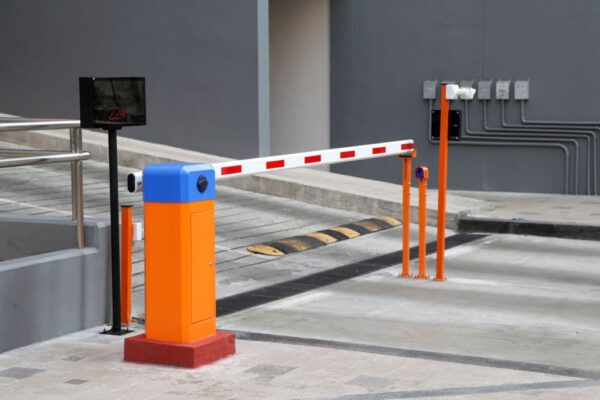 Automatic barrier gate with RFID Card dispenser system for car parking.