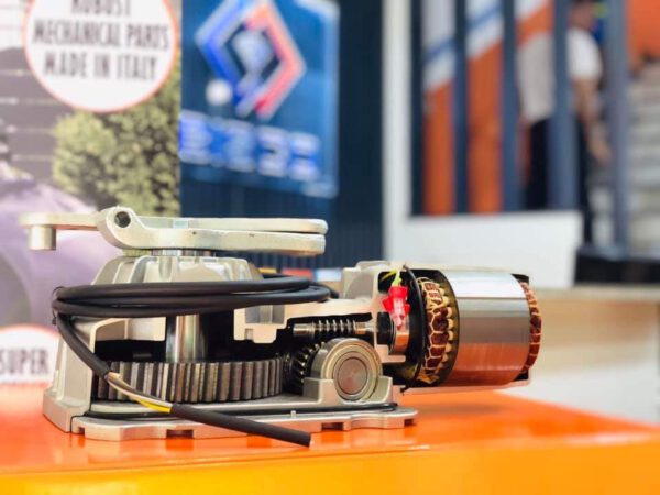 motor-cong-am-san-br21-351-tu-dong-1 Motor cổng tự động âm sàn BR21-351